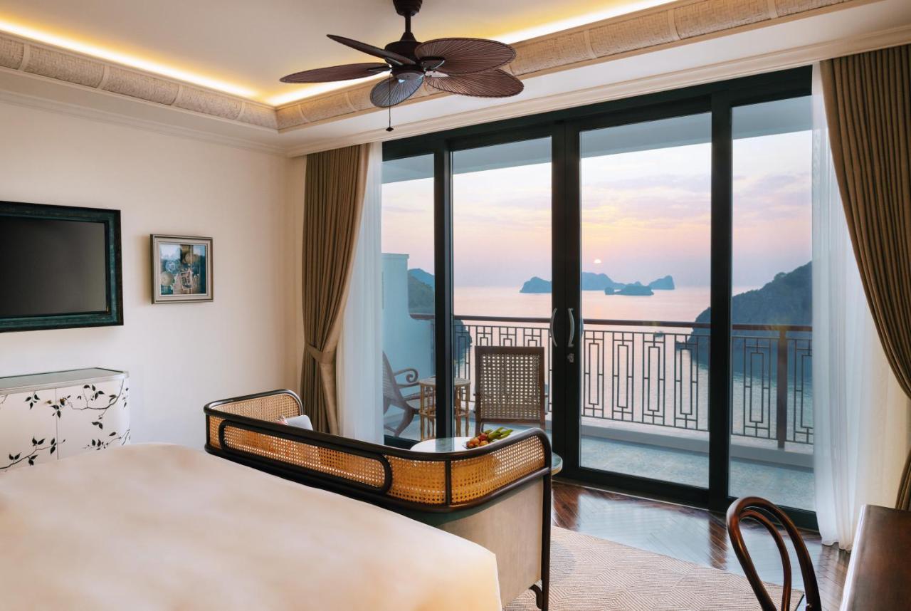 Hotel Perle D'Orient Cat Ba - Mgallery Chan Chau Luaran gambar A room at The View