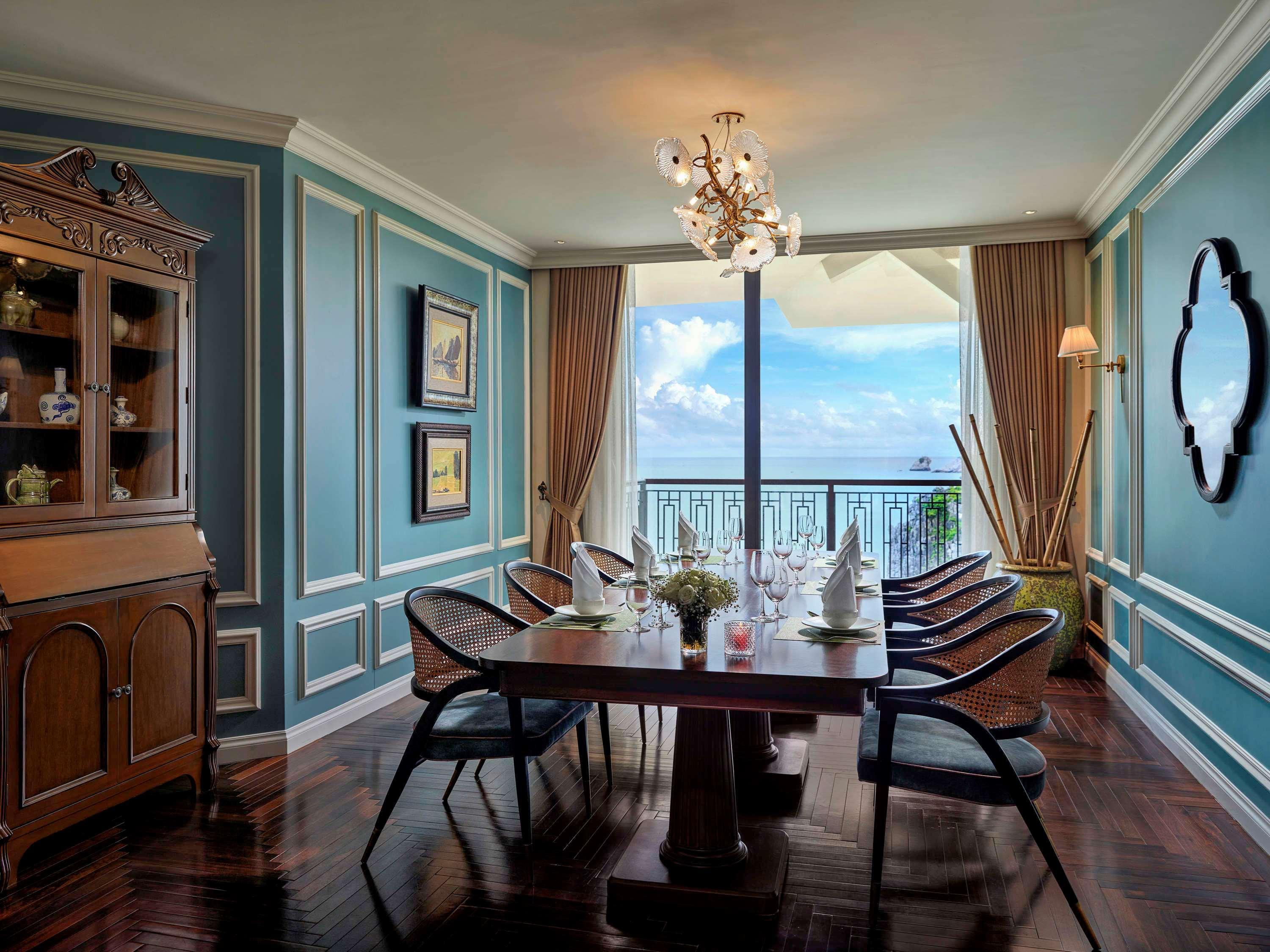 Hotel Perle D'Orient Cat Ba - Mgallery Chan Chau Luaran gambar Dining room