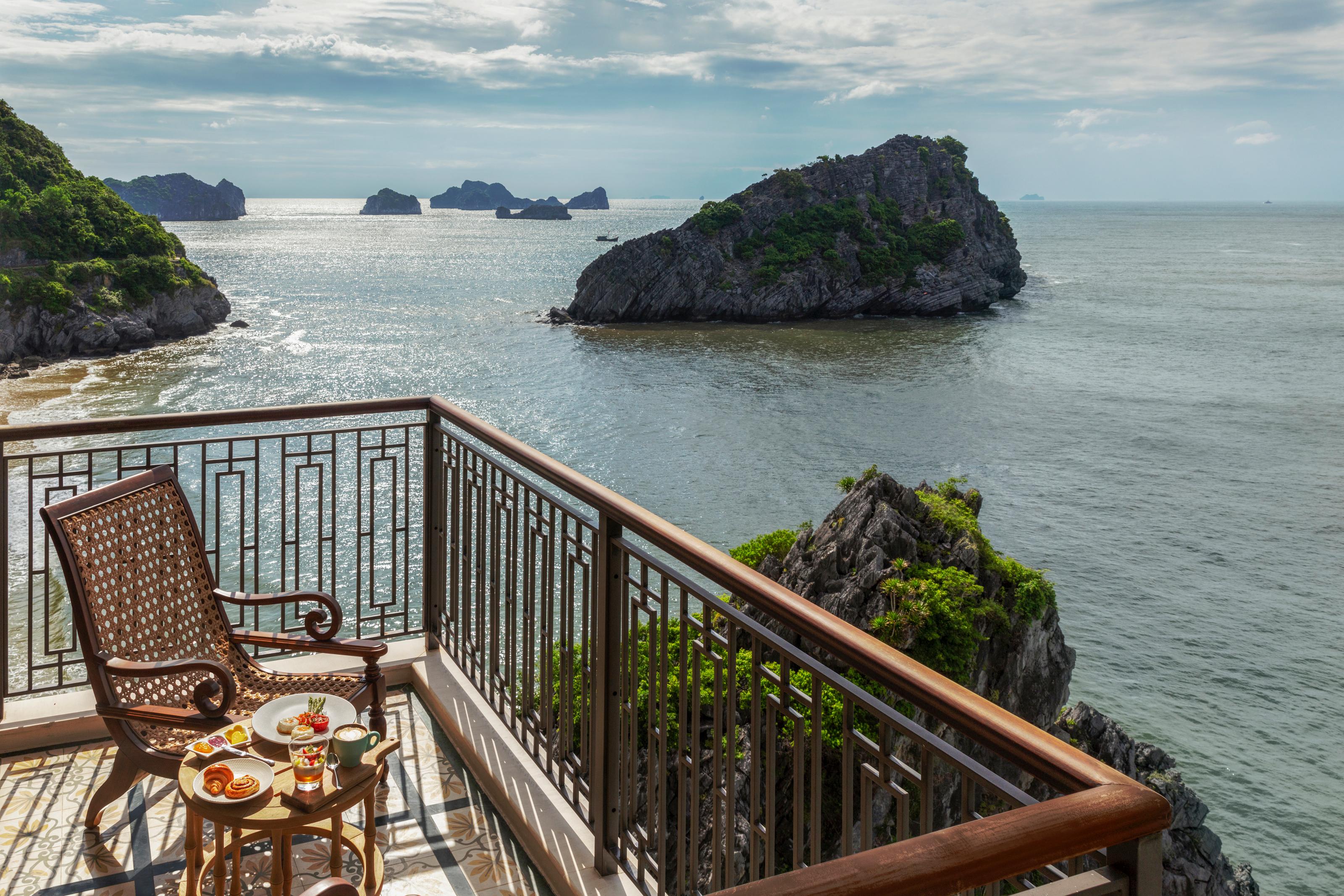 Hotel Perle D'Orient Cat Ba - Mgallery Chan Chau Luaran gambar View from the hotel