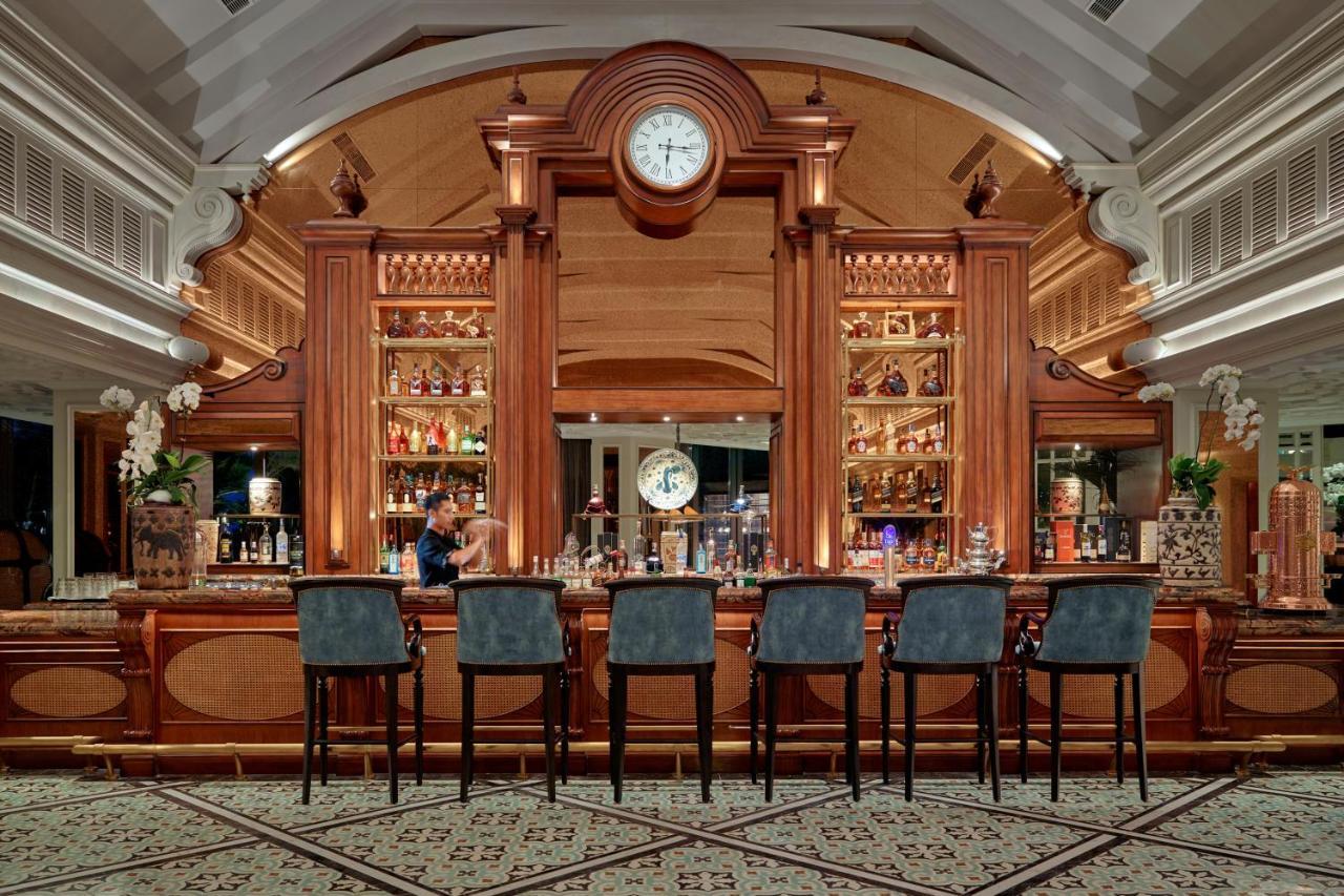 Hotel Perle D'Orient Cat Ba - Mgallery Chan Chau Luaran gambar The bar at the lobby